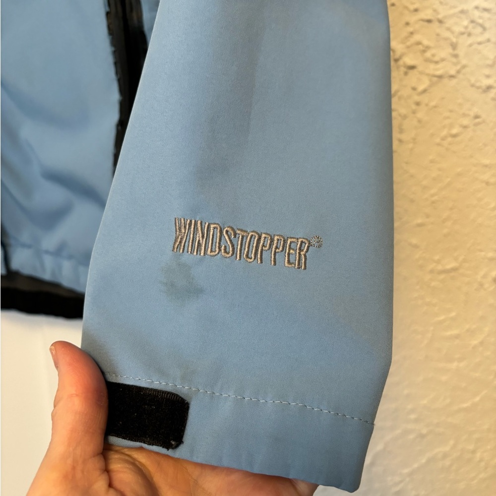 North Face Jacket. Waterproof. Unlined. - Picture 7 of 9